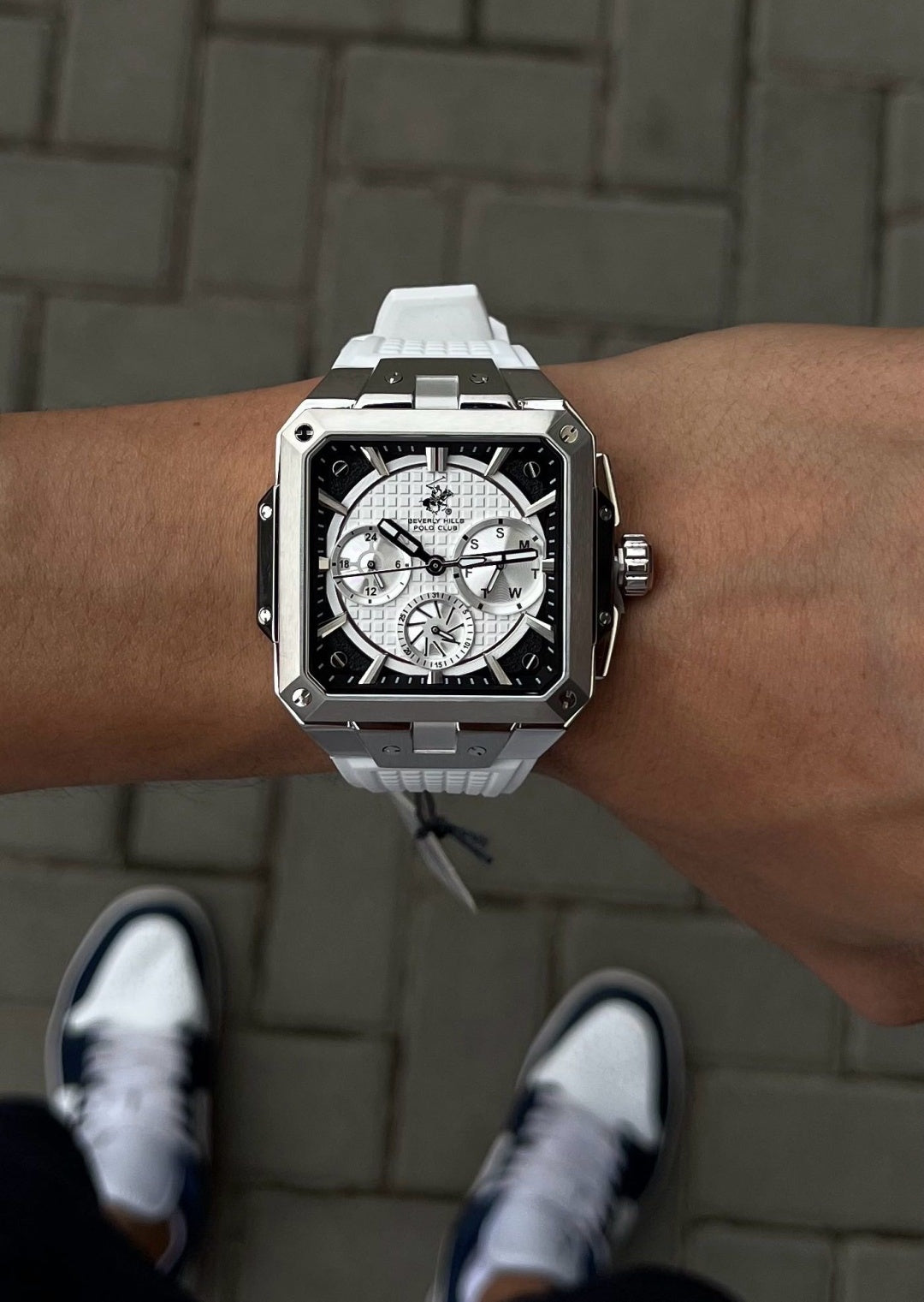 Beverly Hills BVS-865-8 Quartz Men's Watch