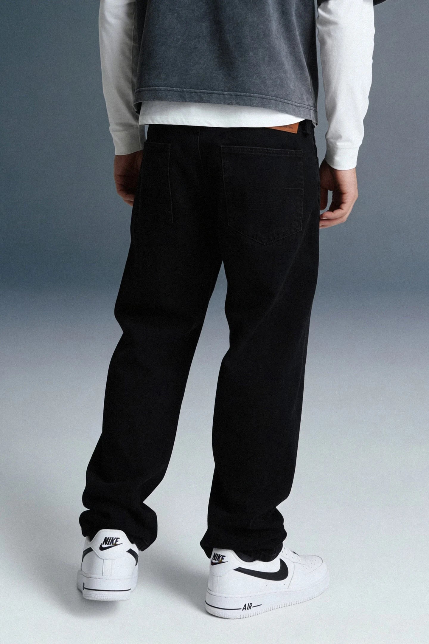 Black Mid Rise Men's Straight Jeans