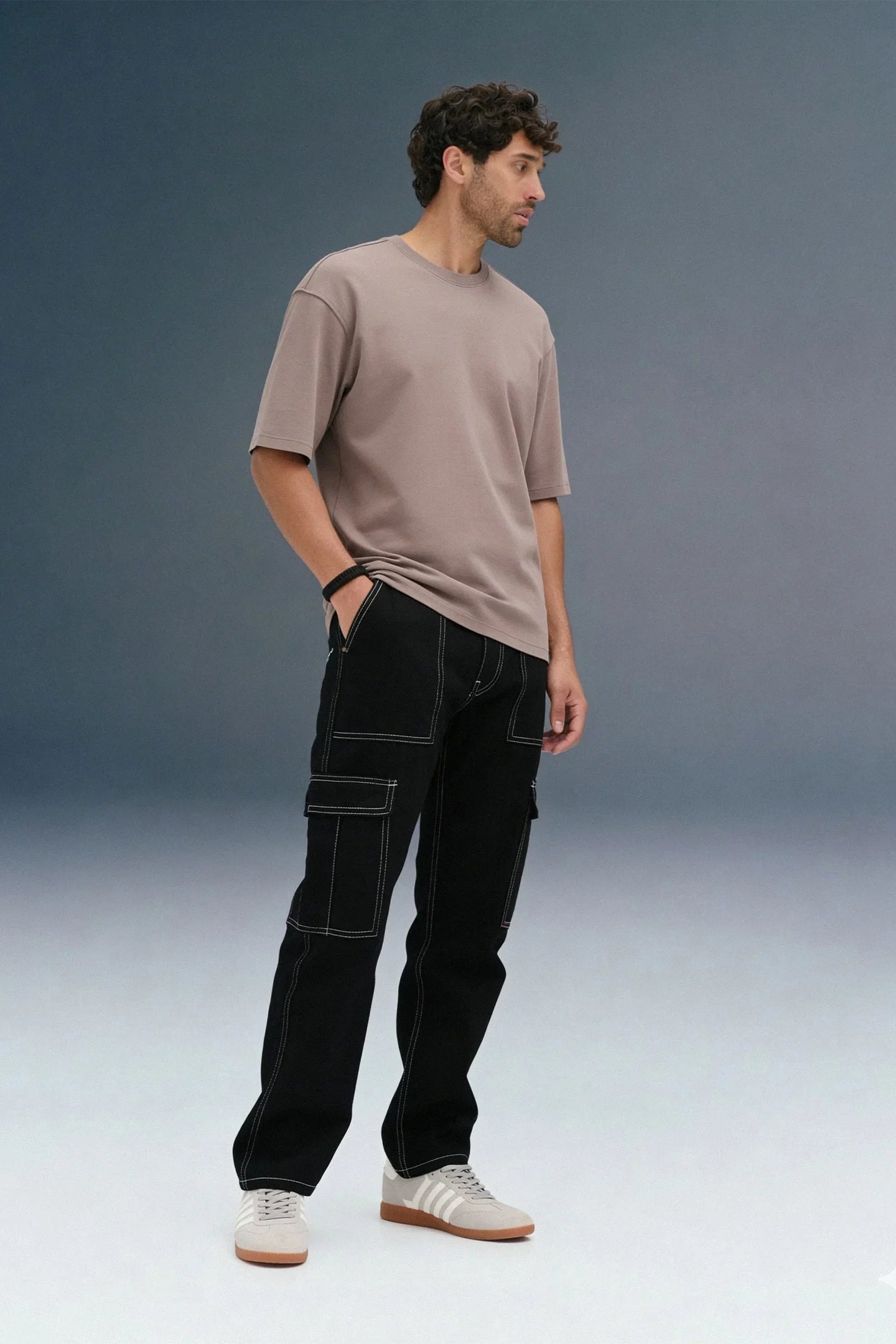 Black 6-Pocket Cargo Jeans for Men - Mid Rise Regular Fit