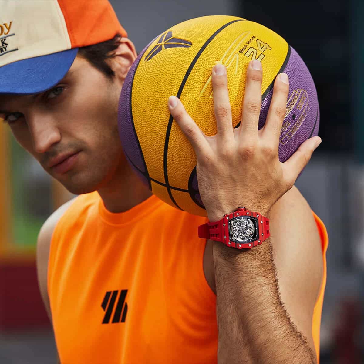 Luxury Carbon Fiber Automatic Watch: Durable, Stylish, Precise Self-Winding Timepiece