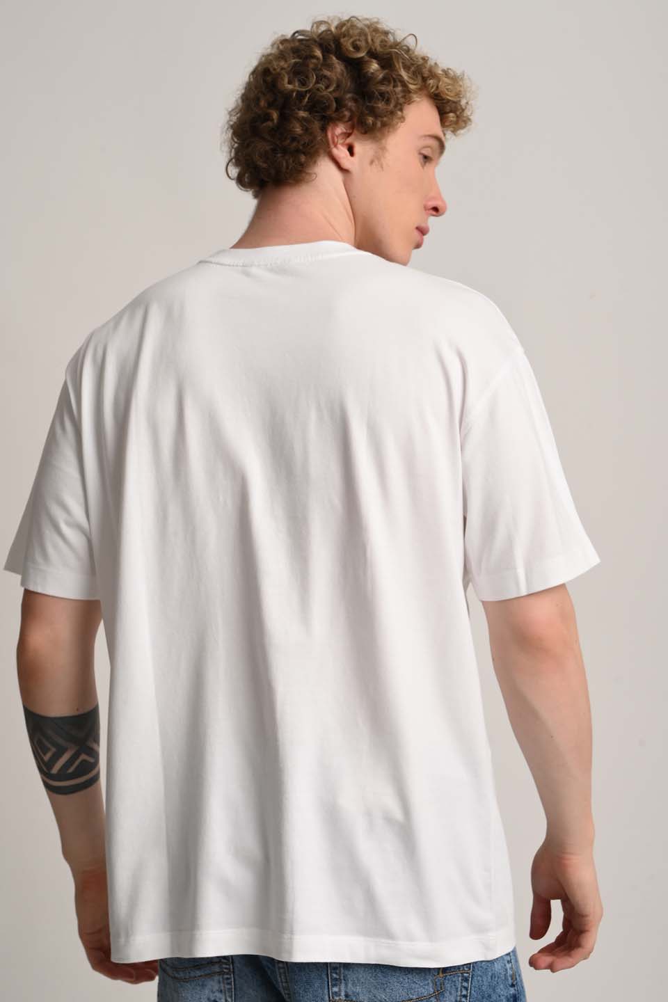Dream Travel Hustle White Oversized Fit T-Shirt Men