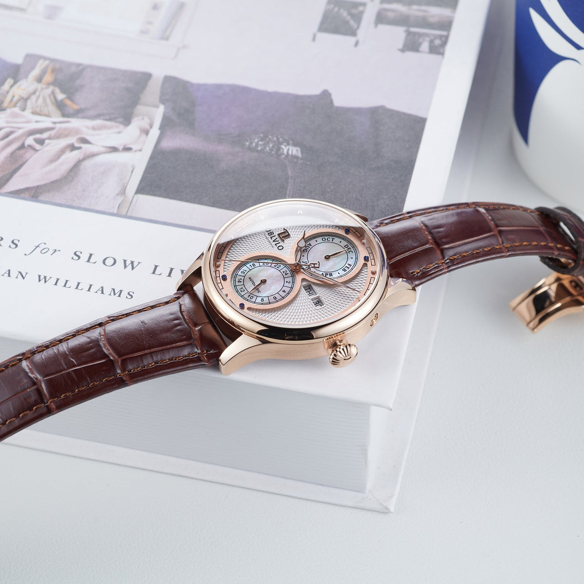 Mother of Pearl  AM Vintage Dress Design  Automatic Watch