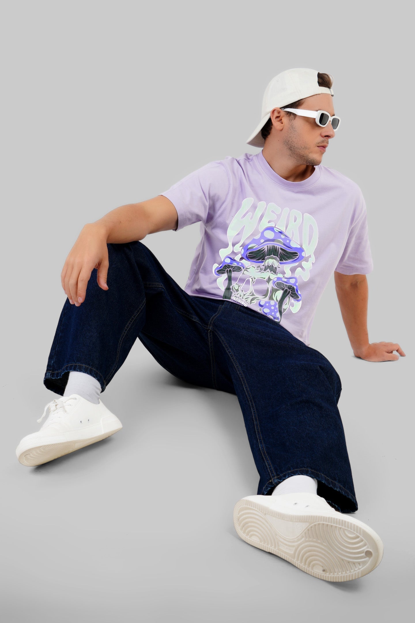 Weird Mushrooms Lavender Oversized Fit T-Shirt Men