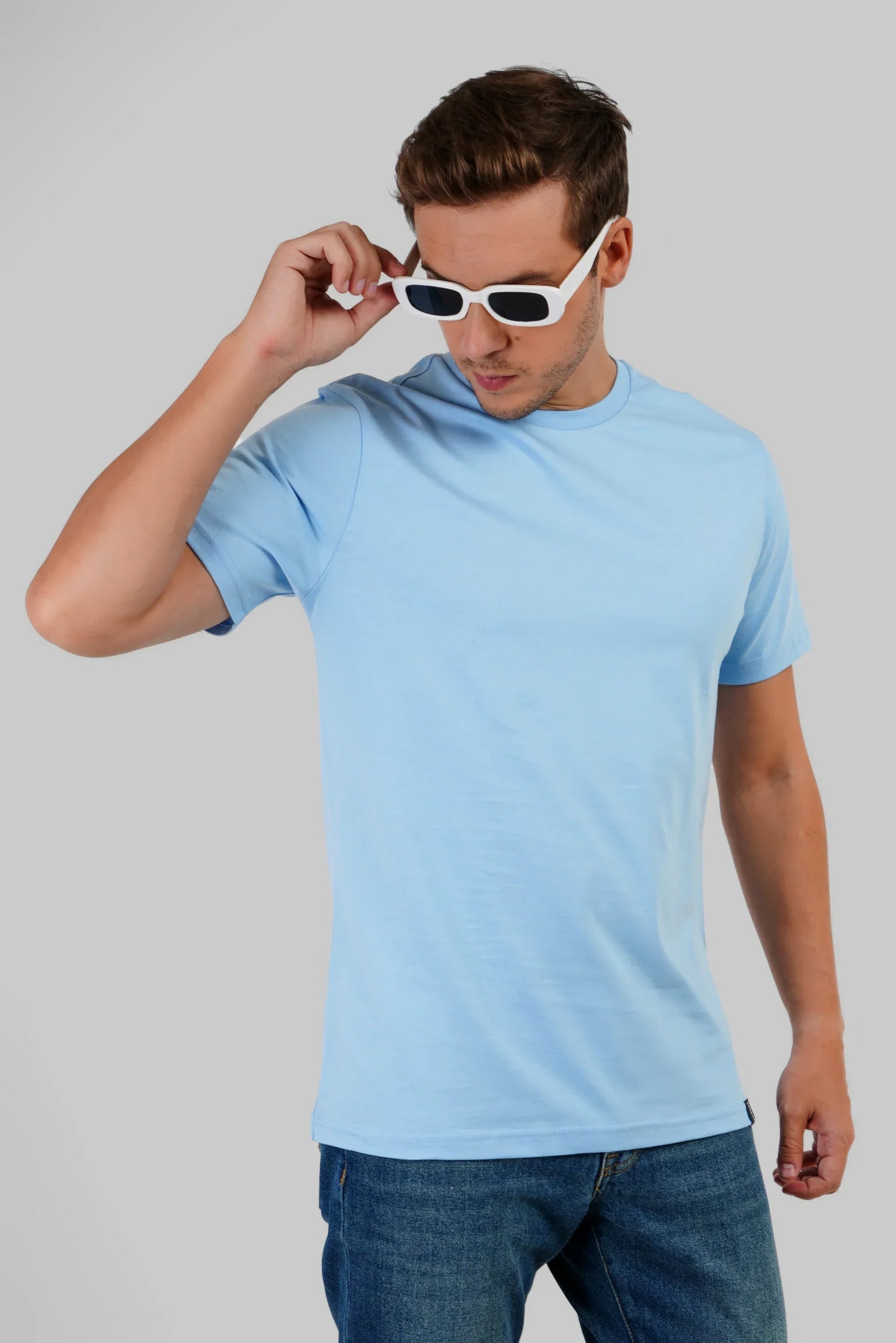 Pack of 4 Regular Fit T-shirts - Grey/Beige/Red/Blue