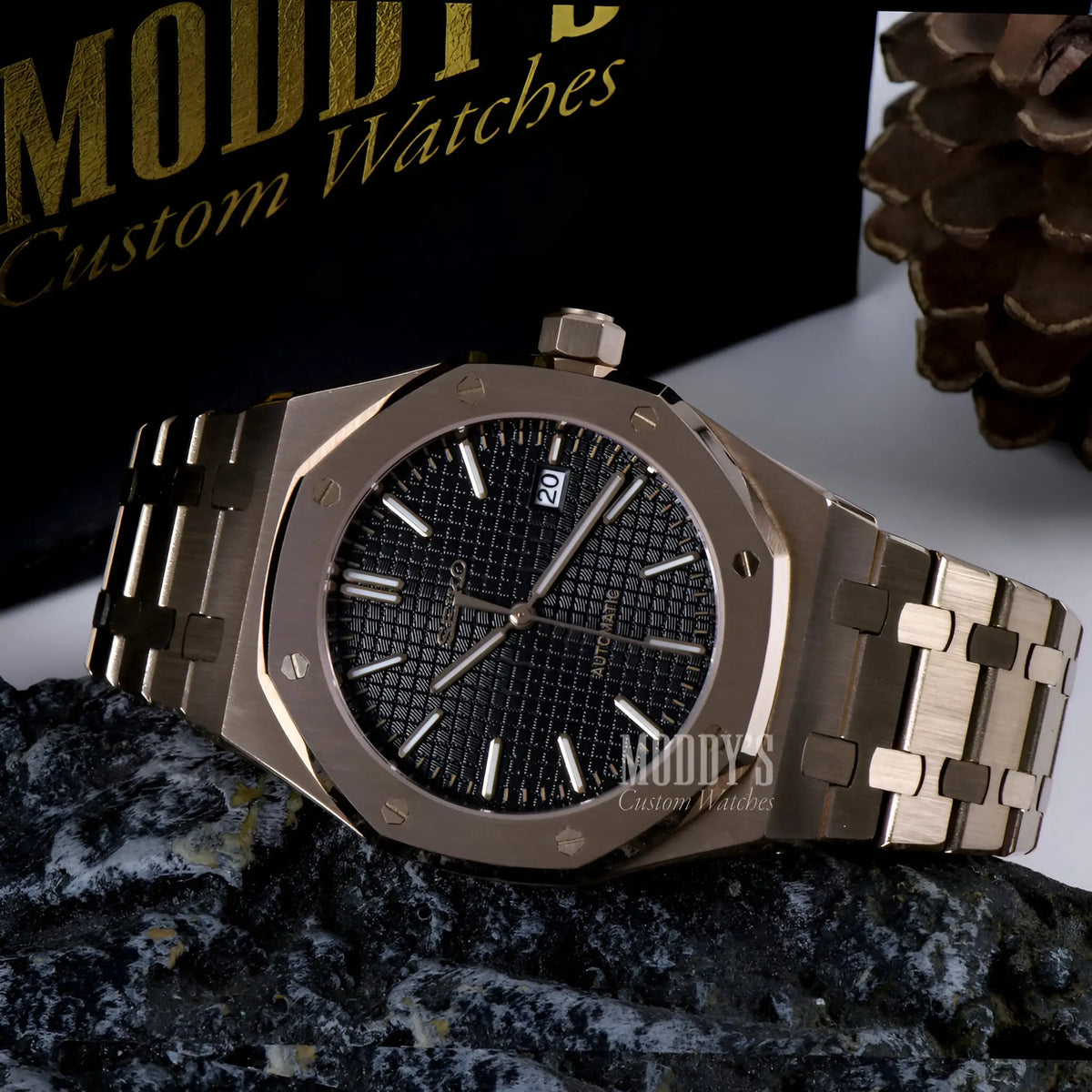 Aurelius Open-Heart Automatic