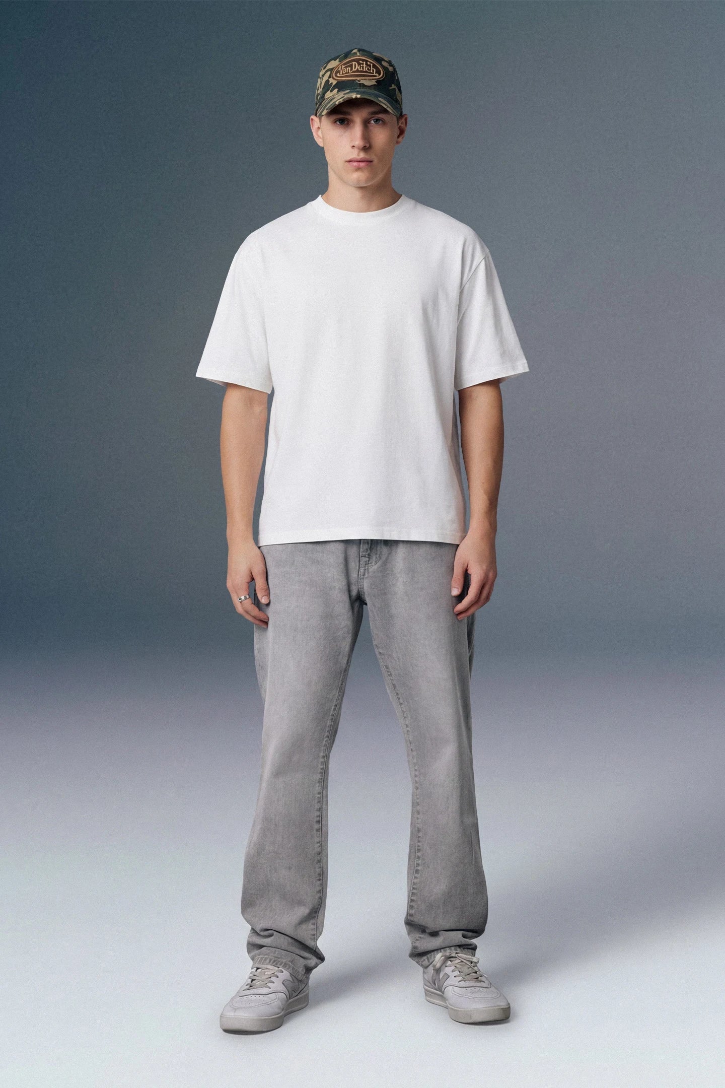 Light Grey Mid Rise Men's Straight Fit Jeans